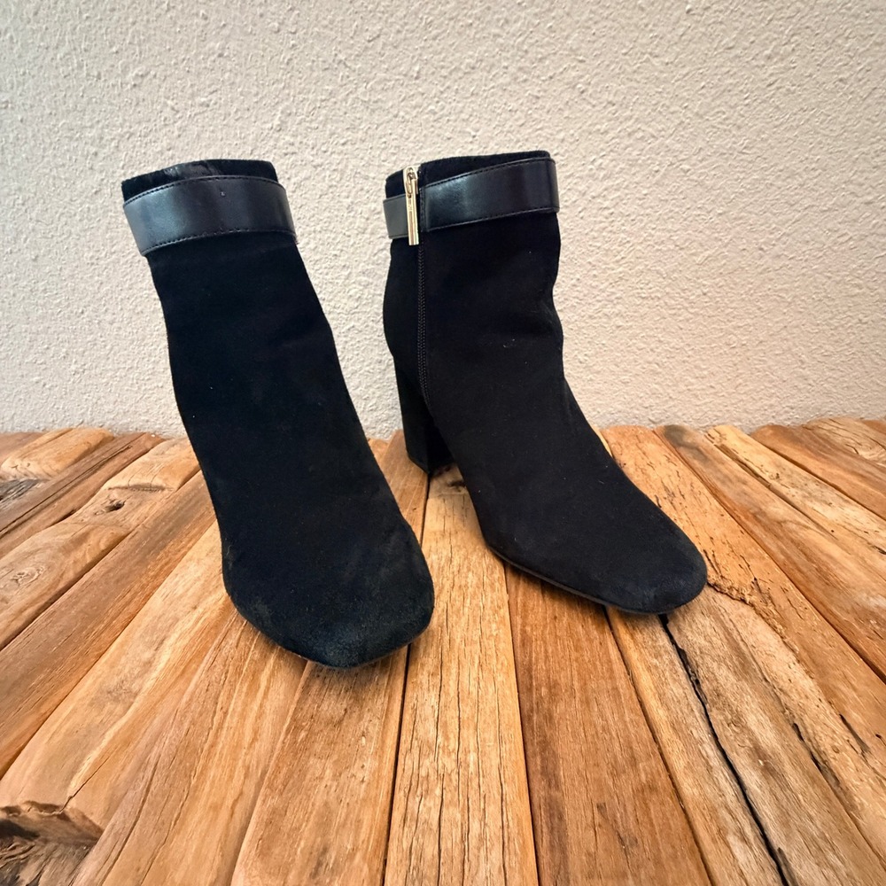 Tommy Hilfiger Carlyle Black Suede Ankle Boots Leather Strap Block Heel 8.5M